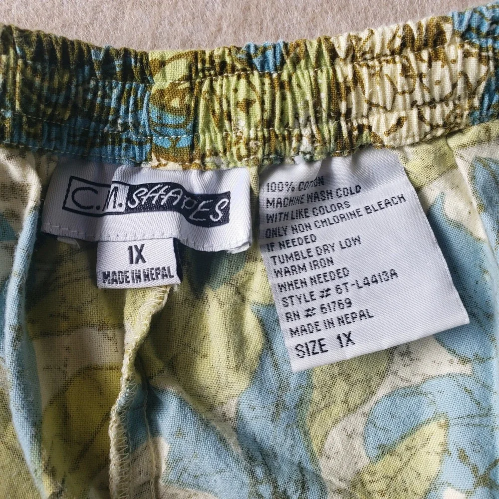 CM Shapes Gauzy Capri Pant Sz 1X Lily Print Vacation Beach Boho Hippie Artsy - Picture 4 of 8
